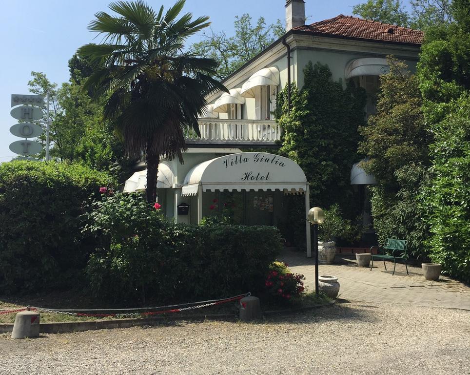 Hotel Villa Giulia Tortona Kültér fotó