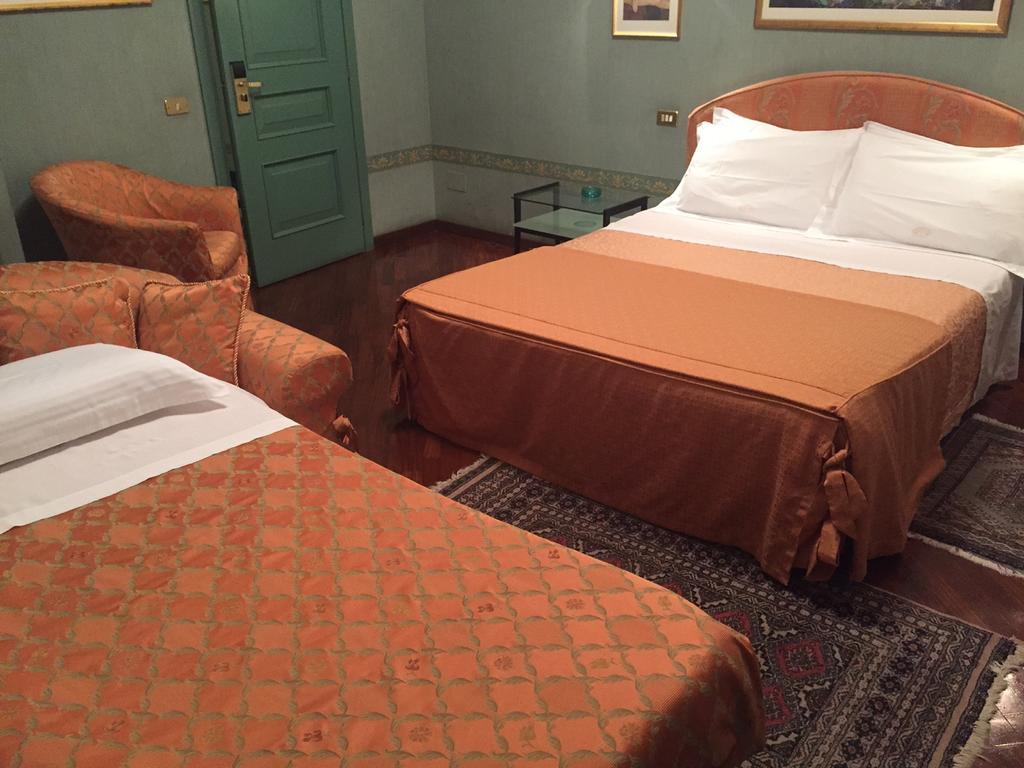 Hotel Villa Giulia Tortona Szoba fotó